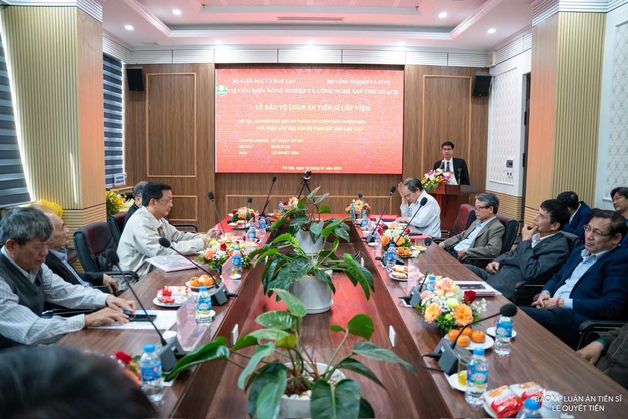 Tổ chức buổi bảo vệ luận án tiến sĩ cấp Viện cho NCS Lê Quyết Tiến chuyên ngành kỹ thuật cơ khí