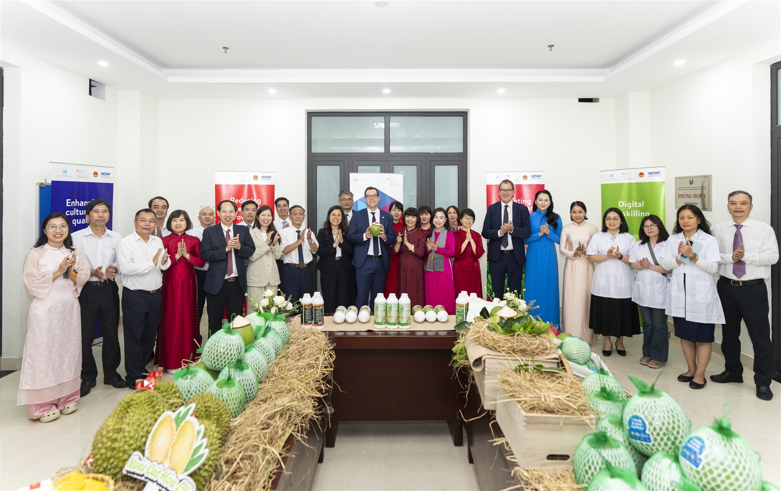 Tổng Giám đốc tổ chức phát triển Công nghiệp Liên Hiệp Quốc (Unido) làm việc với Viện