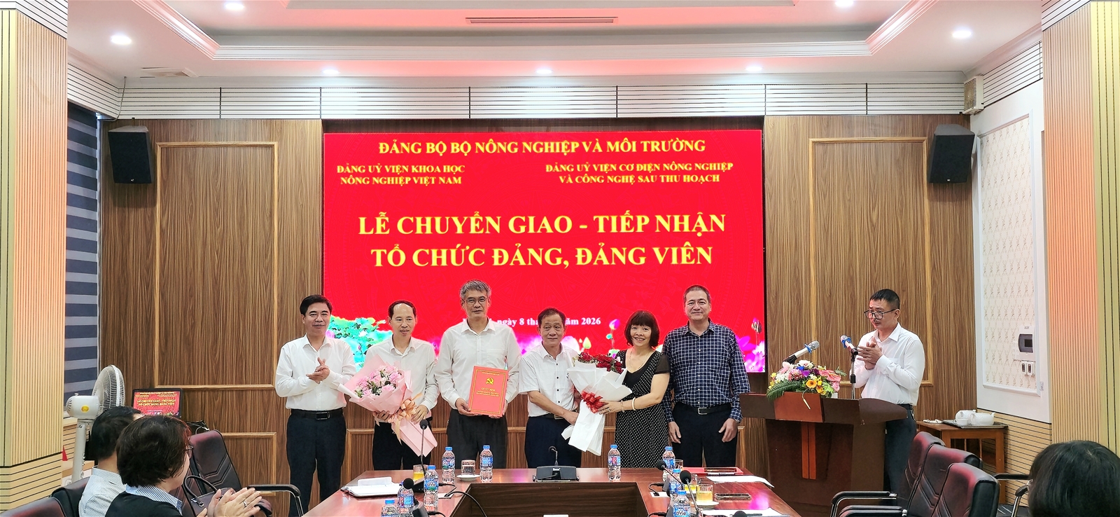 Lễ chuyển giao - Tiếp nhận tổ chức Đảng, Đảng viên